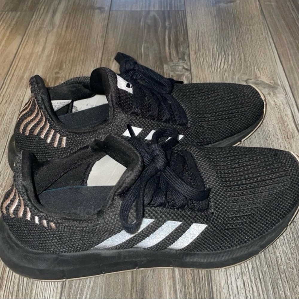 Adidas Women’s Swift Run